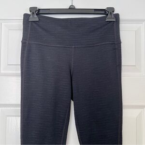 ATHLETA black textured leggings Small
